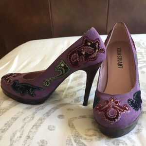 Colin Stuart Embroidered Patches Pumps